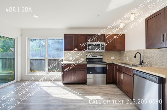 Building Photo - 6602 Spring Brook St