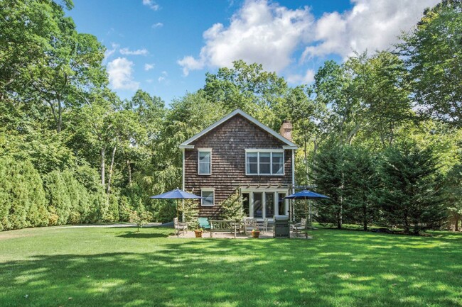 Building Photo - 49 Hedge Row Ln
