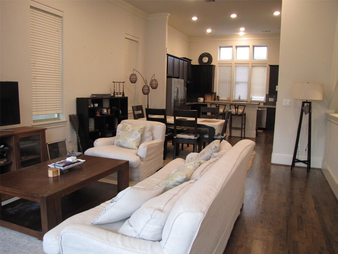 Photo - 6306 Grand Blvd (Houston, TX)