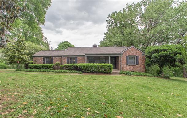 Foto principal - 520 Barrywood Dr