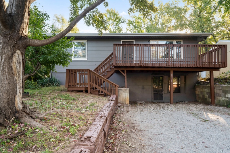 8325 Ottawa St, De Soto, KS 66018 House Rental in De Soto, KS