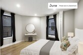 Foto principal - Private bedroom in 2 bed/1 bath Home
