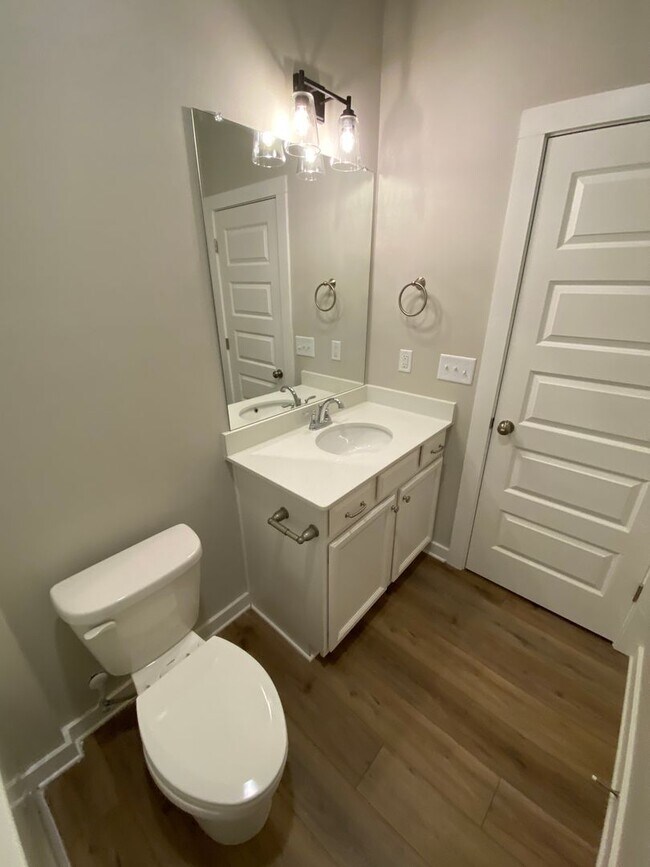 Foto del edificio - Home for Rent in Thorsby, AL!!! Available ...