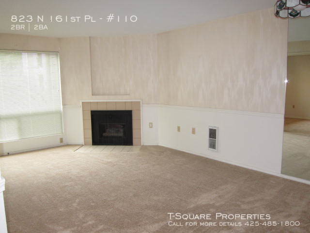 Building Photo - 823 N 161st Pl