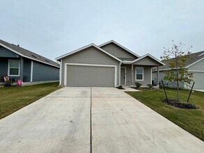 Building Photo - 109 Little Sparklers Lp