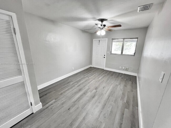 Foto del edificio - 226 SW 6th St