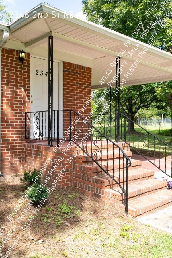 Foto del edificio - 2348 2nd St NE
