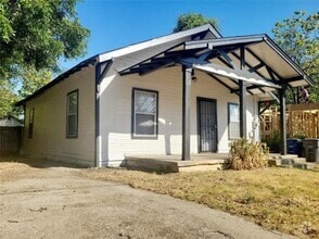 Building Photo - 2605 Warren Ave