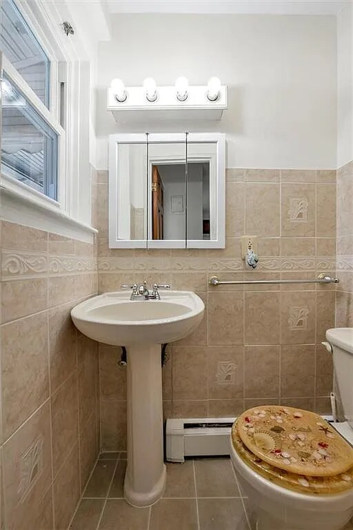 Foto del edificio - 1007 Barbey St