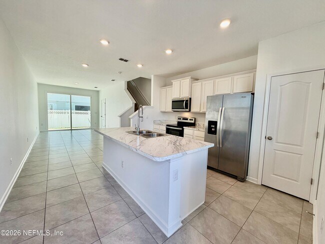 Foto del edificio - 4080 Oak Mill Rd