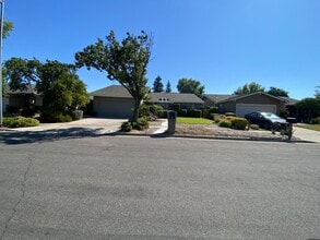 Building Photo - 8296 N Raisina Ave