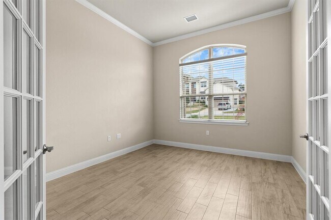 Building Photo - 609 Glacial Stream Ln