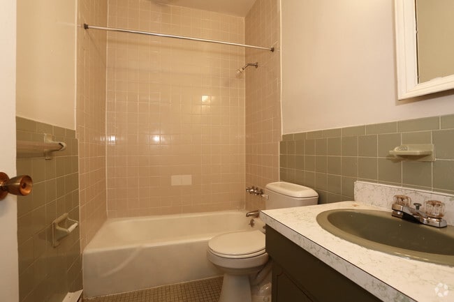 Bathroom Fixtures Hartford Ct westwood apartments rentals - west hartford, ct | apartments Bathroom Fixtures Hartford Ct westwood apartments rentals - west hartford, ct | apartments