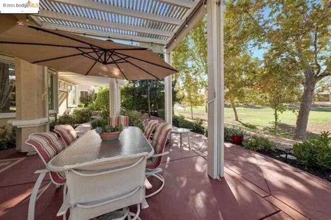 Building Photo - 268 Monarch Terrace