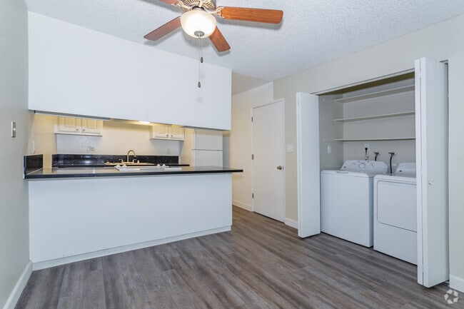 3BR, 2BA - 1,400 SF A - Rollingwood Duplex Homes