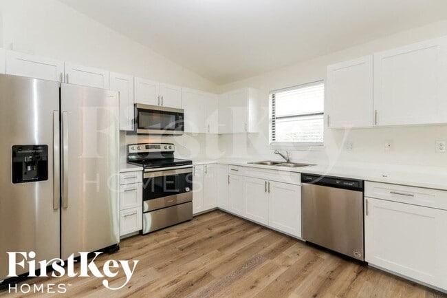 Foto del edificio - 50 Queen Ct