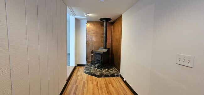 Foto del edificio - 1352 N Pioneer Peak Dr