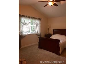 Foto del edificio - 2895 NW 69th Ter