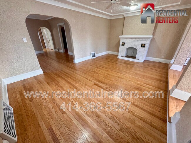 Building Photo - 2620 N 72nd St