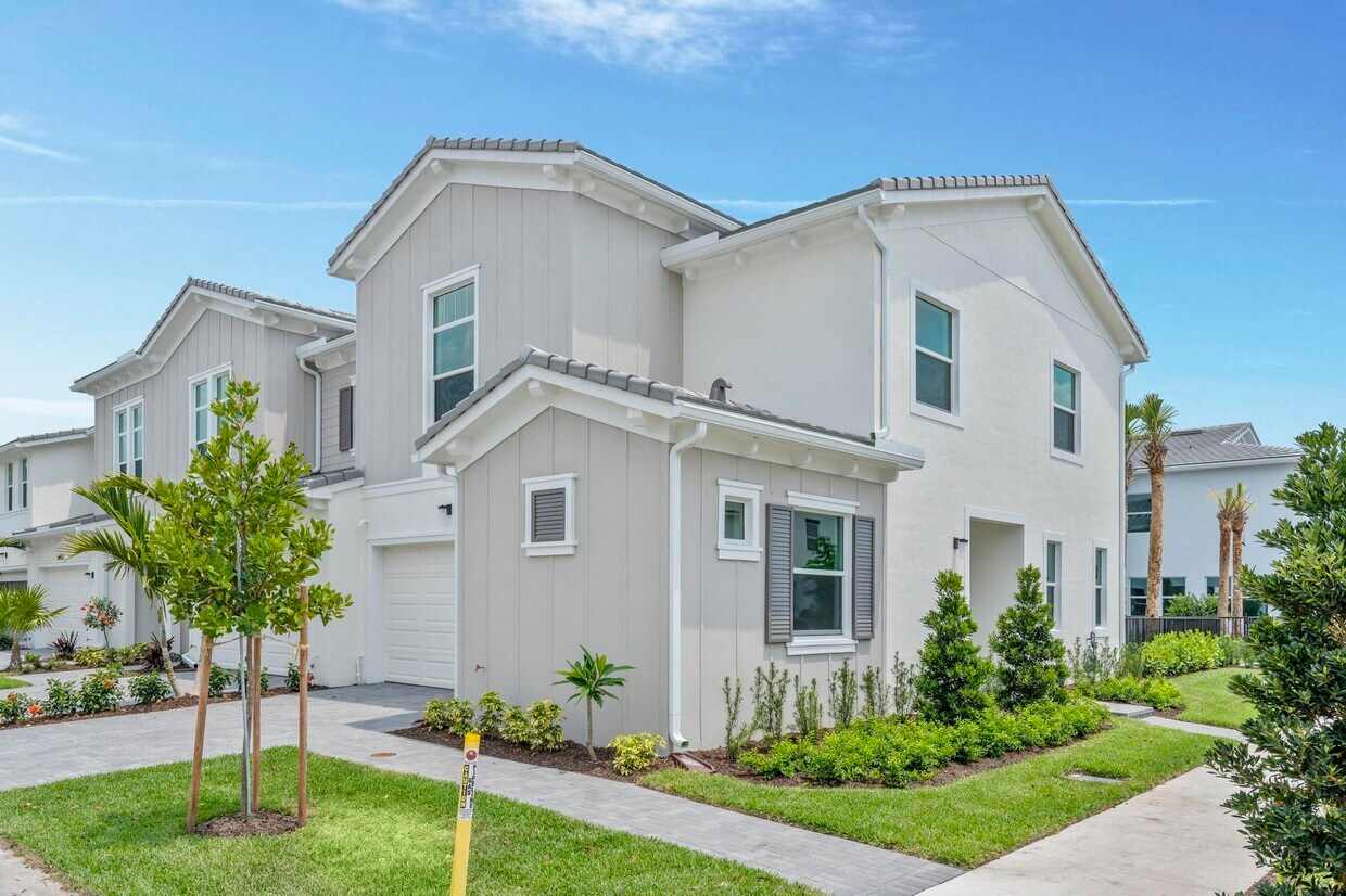 Primary Photo - 16432 Millenium Ct