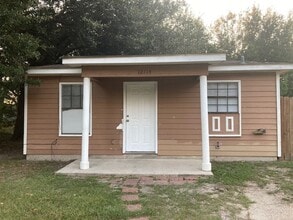 Building Photo - 12114 Highland Ave