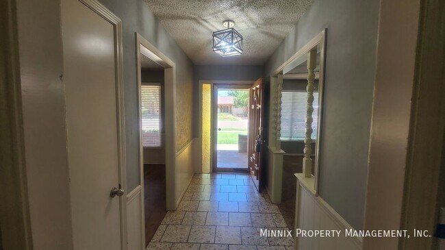 Foto del edificio - 5701 78th St