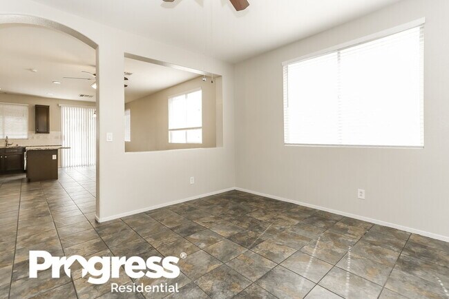 Foto del edificio - 5740 Indian Springs St