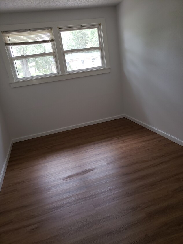 Foto principal - 833 Fremaux Ave
