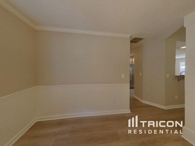 Building Photo - 112 Laurel Springs Dr
