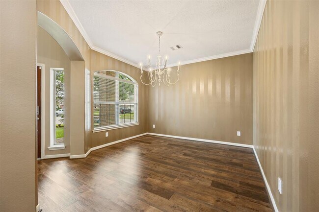 Building Photo - 14103 Micmac Ct
