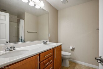 Building Photo - 10360 Sipple St