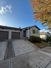 Building Photo - 3603-3607-3607 NE 158th Ave