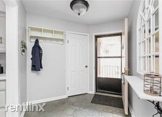 Building Photo - 2 br, 2 bath House - 3840 Knollton Rd Apt B