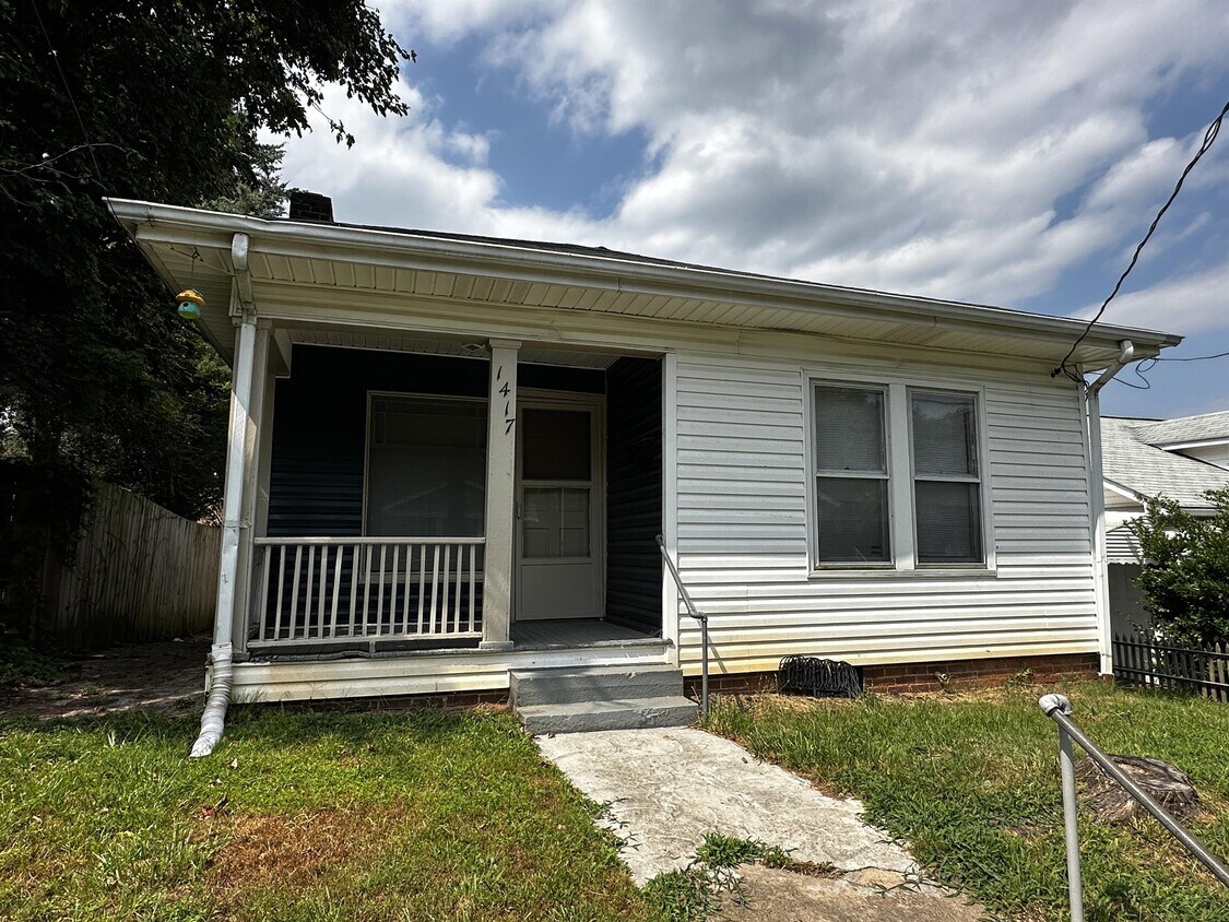 1417 W Academy St, WinstonSalem, NC 27103 House Rental in Winston