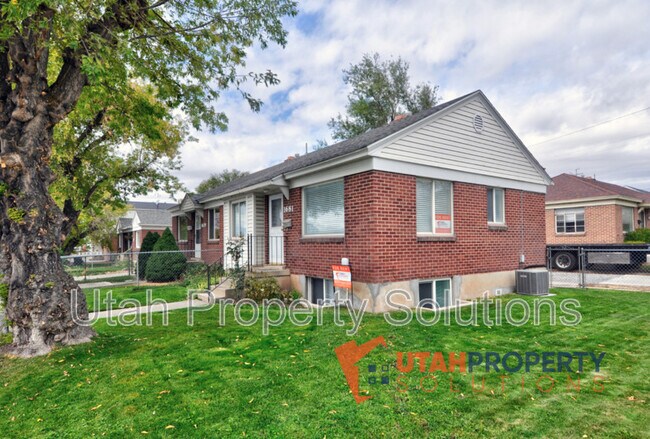 Building Photo - 1681 E 2100 S