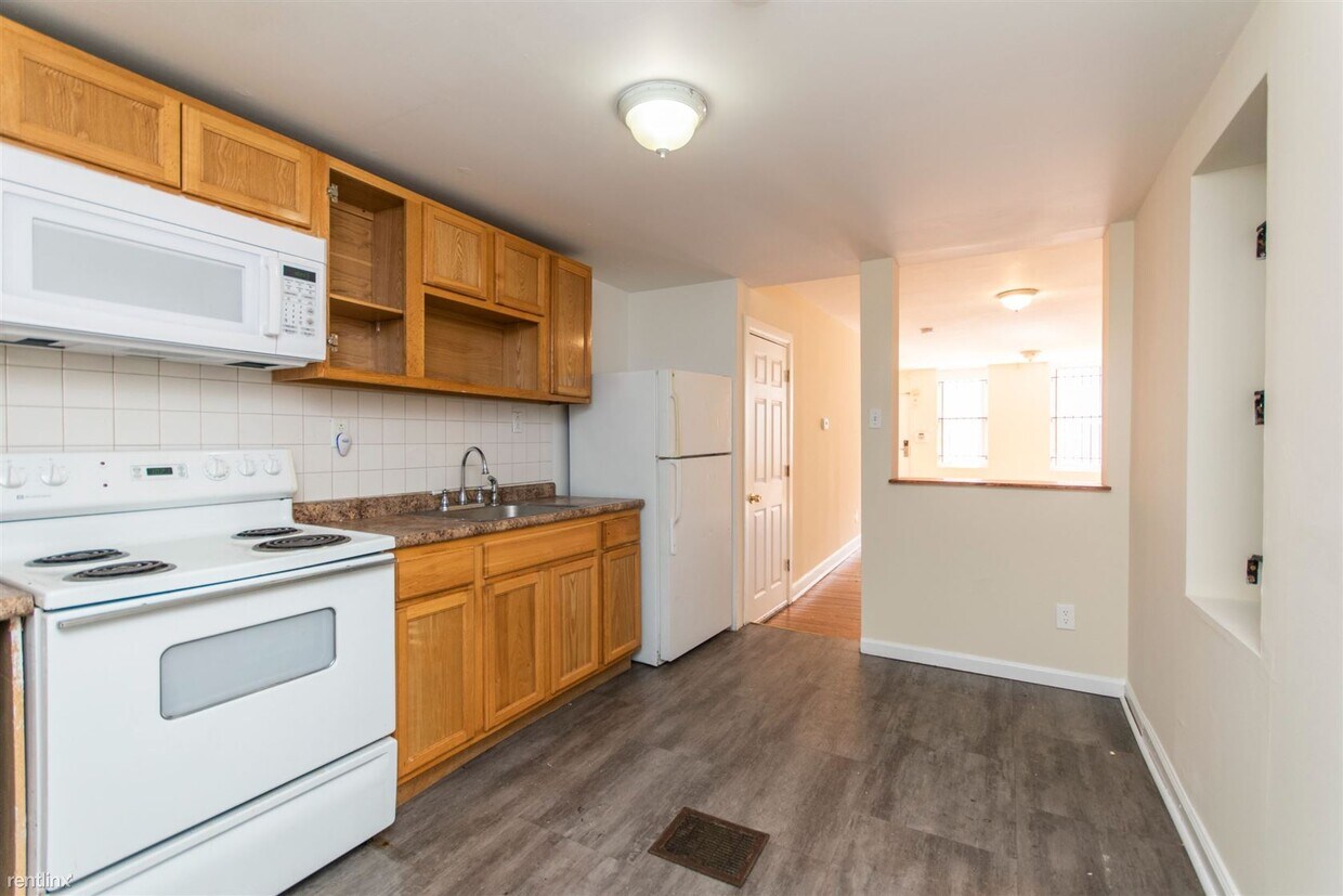 Primary Photo - 5 br, 2 bath House - 1634 N SYDENHAM ST Un...