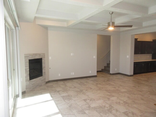 Building Photo - 2215 Stieglitz Ave SE