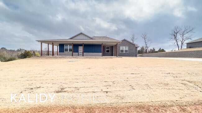 Foto del edificio - 17636 Salma Rd