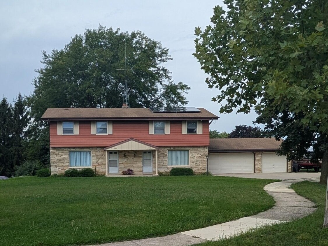 Building Photo - 1410 Fleetfoot Dr