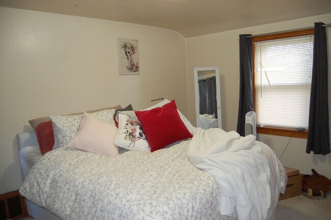 Foto del edificio - 5042 W 64th Pl