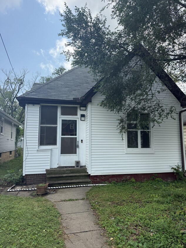 Foto principal - 818 W Nowland Ave