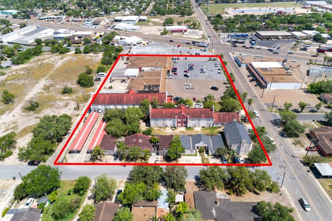 Aerial Photo - Colonial Square Multifamily/Retail Community