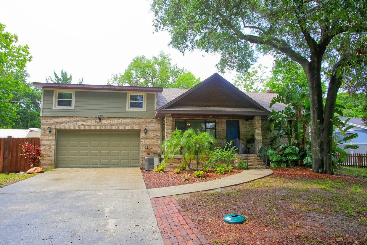 Rent Me! - 220 Eldorado Dr