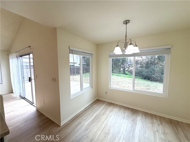 Foto del edificio - 6650 Alcantara Ave