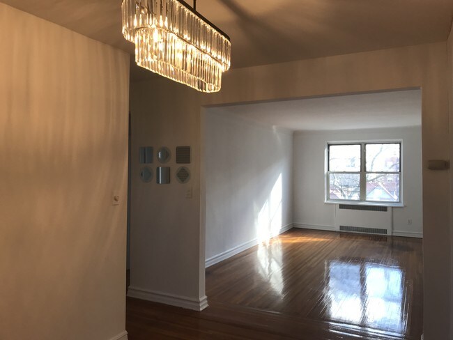 Foto del edificio - 9281 Shore Rd