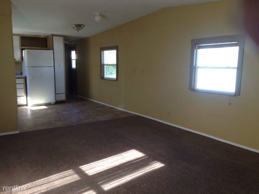 Building Photo - 1032 Lake Elmo Dr