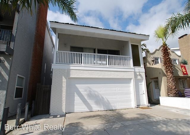 Primary Photo - 917 E Balboa Blvd
