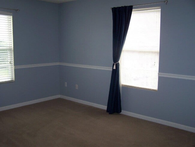 Master Bedroom - 151 Brookland Ter