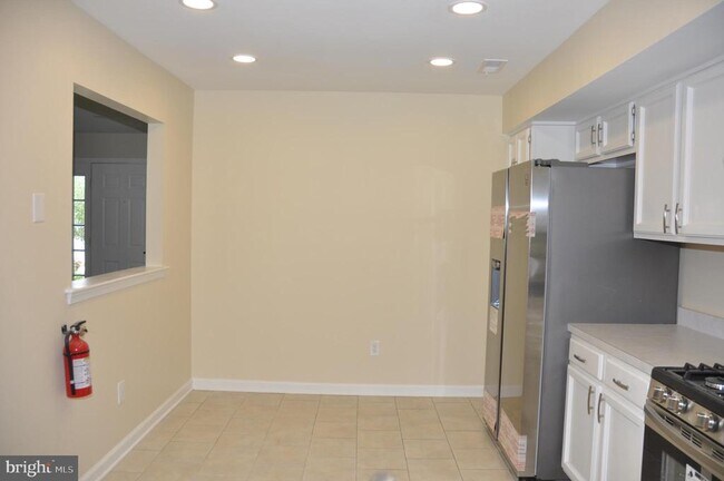 Building Photo - 85 Biddle Way