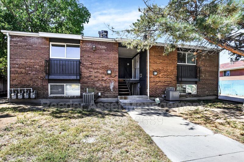 Building Photo - 4114 Bluejay St